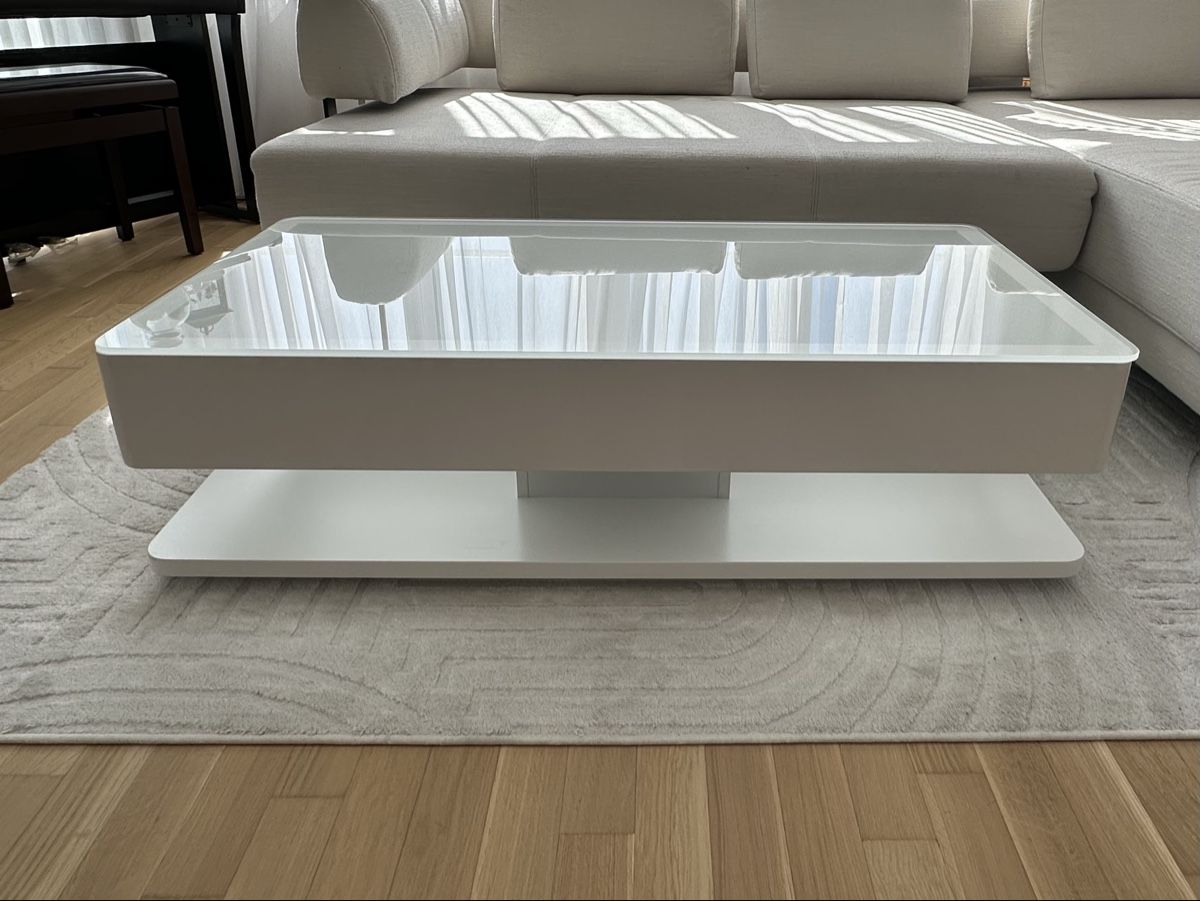 Conforama Tavoli: Moderner Couchtisch Hochglanz Weiss mit Milchglasplatte – Nuovo (secondo la descrizione) da Niederuzwil venduto da kos_6q68 1
