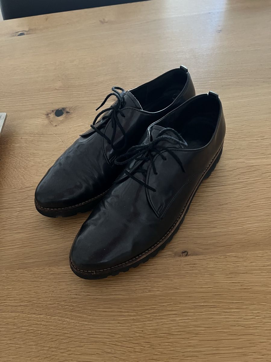 Gabor Damenschuhe: Lackleder Loafer Gabor – Gebraucht aus Döttingen von Steinklopferin
