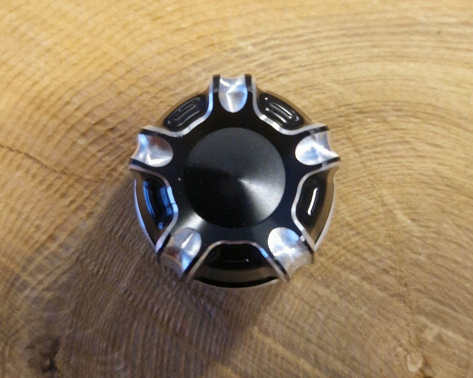Harley-Davidson Tutti i ricambio per moto: Harley Davidson Vorderachsmutter-Abdeckung Custom – Nuovo e nell'imballaggio originale da Dorf venduto da Messer-Schweiz 5
