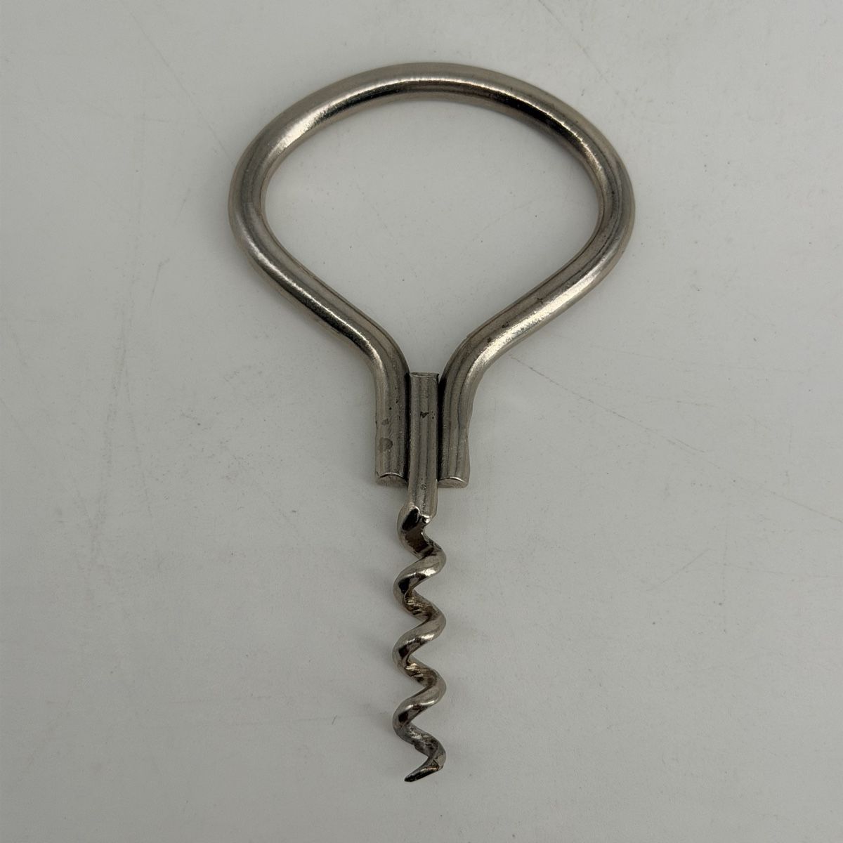 Apribottiglie & Tappi per chiusura: Tire-bouchon vintage métal chromé – Usato da Vessy venduto da _Callidus_ 1
