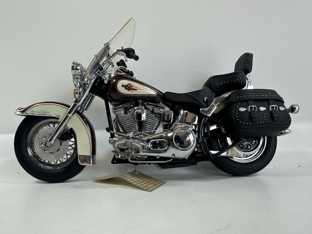 Franklin Mint Kit di modellismo & Modellini statici: Harley Davidson Heritage Softtail 1:10, FRANKLIN MINT – Usato da Zofingen venduto da rf9_x2xt 3