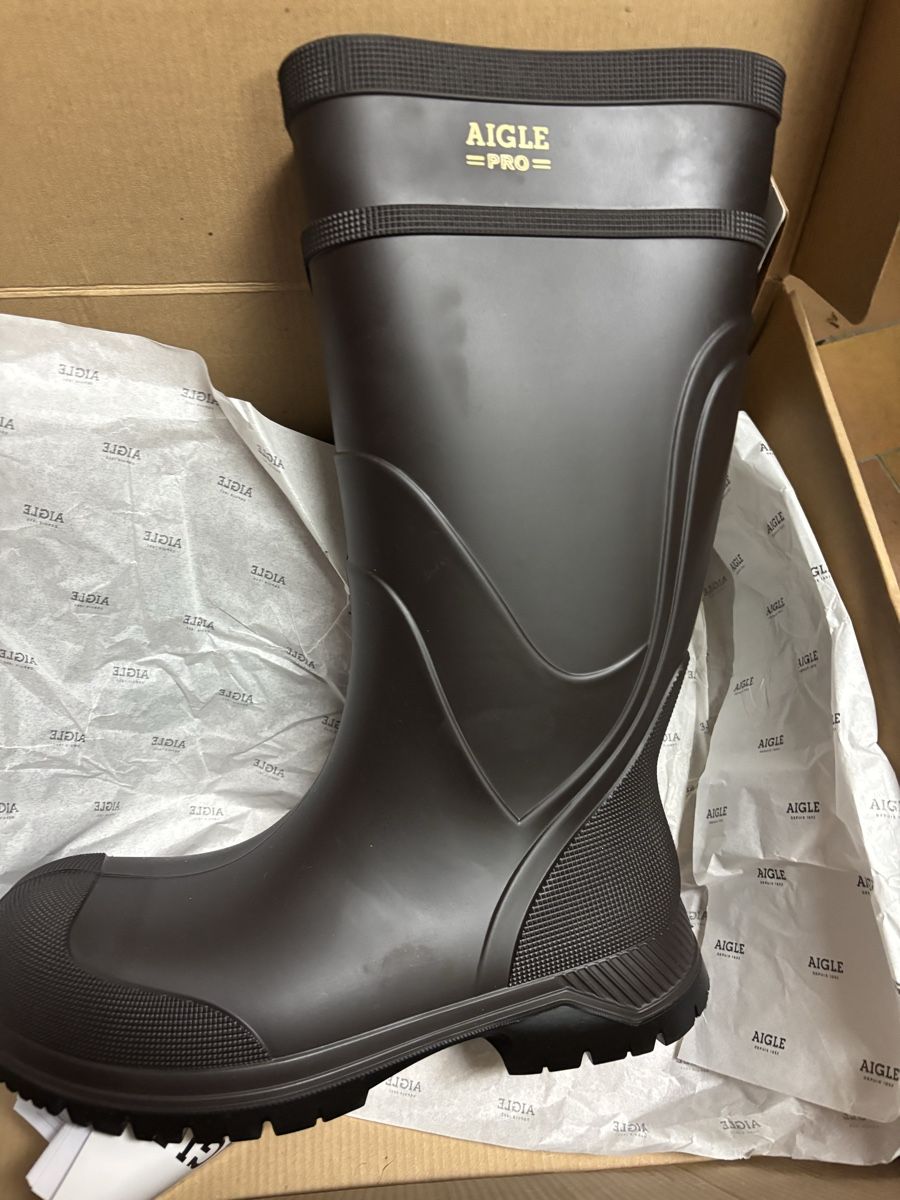 Scarpe da uomo: Aigle bottes de Pluie/securité 43 – Nuovo e nell'imballaggio originale da Morges venduto da Brunocunha05