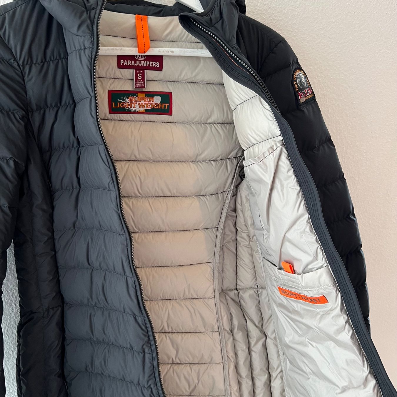 Parajumpers Cappotti: Leichter Parajumpers Daunenmantel – Usato da Arlesheim venduto da Charlotte.grm 4