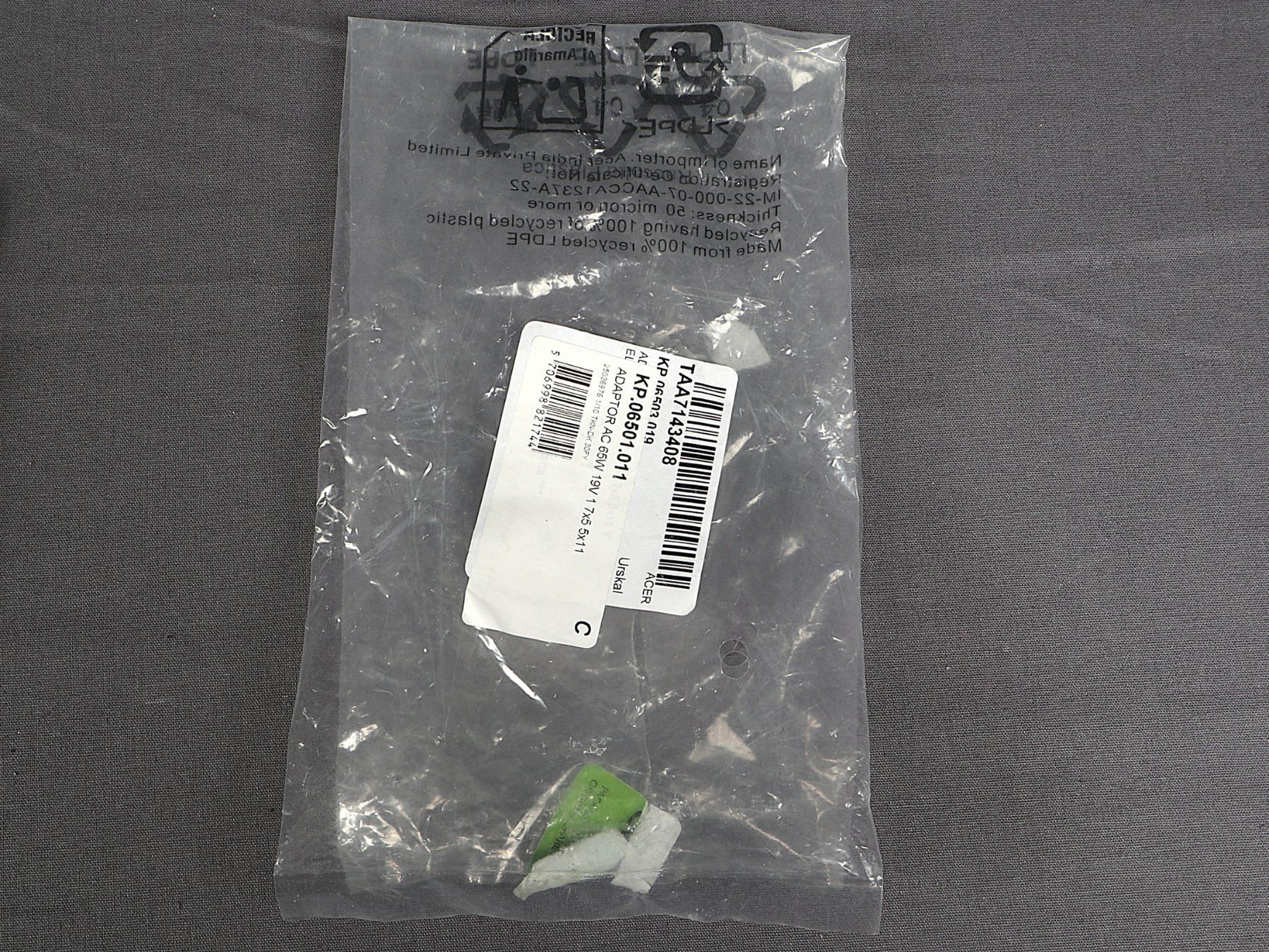 Ladegerät: LITEON AC Adapter 65W 19V – Neu (gemäss Beschreibung) aus Steinen von Restwert_Steinen 1