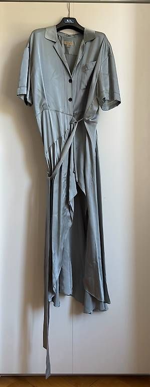 Vestiti: Burberry London Seidenkleid – Usato da Zürich venduto da Mike147