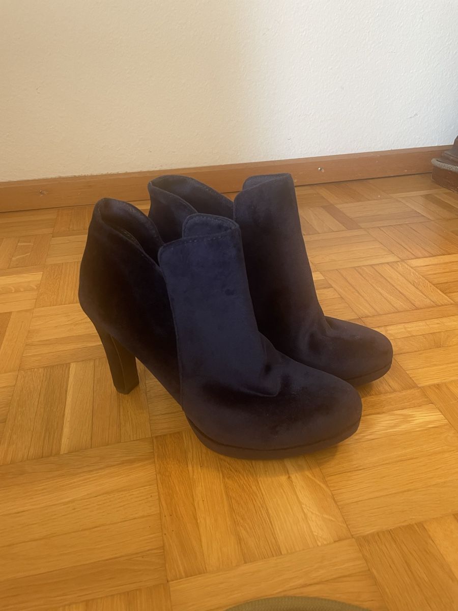 Scarpe da donna: Stiefeletten – Usato da Horn venduto da Jronimo