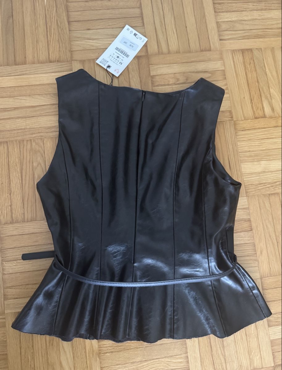 Zara Top: ZARA Kunsleder Top Gr. M – Nuovo e nell'imballaggio originale da Wetzikon ZH venduto da tuna83 3