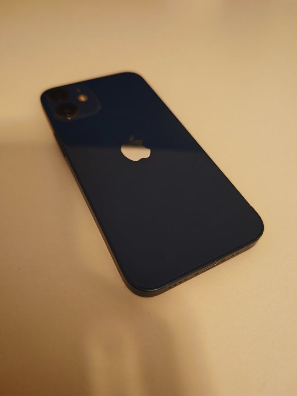 Apple Portables: Apple iPhone 12 mini - 256 GB ab CHF 1.- – Défectueux à Volketswil par Dbx_856 2