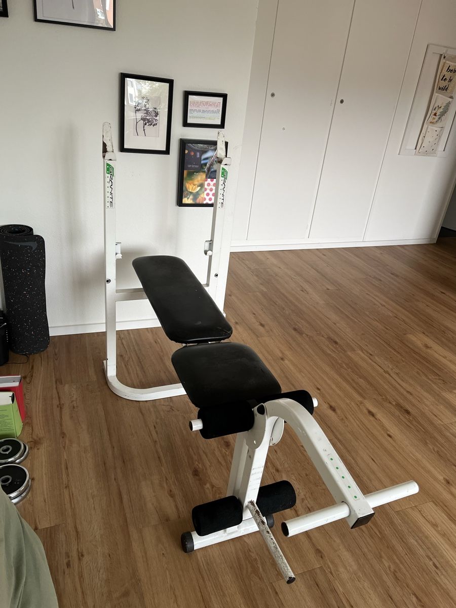 Vélos d'appartement: Hantelbank  – D'occasion à Baar par emti87 1