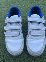 Adidas Kinder Turnschuhe (Grösse 36)