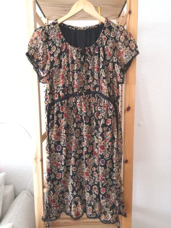 verspieltes Sommerkleid Gr. S/36