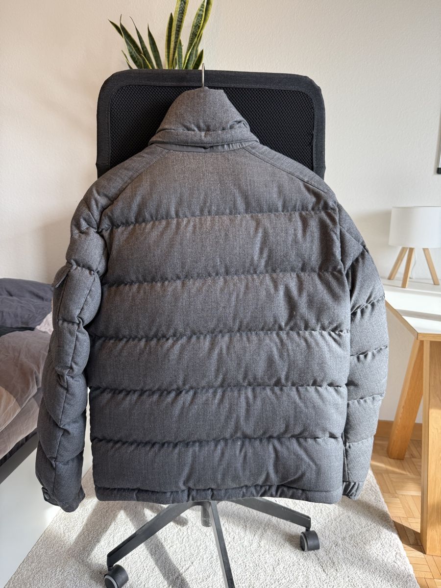 Moncler Jacken: Moncler Winterjacke – Gebraucht aus Ballwil von sim_yt7j 1