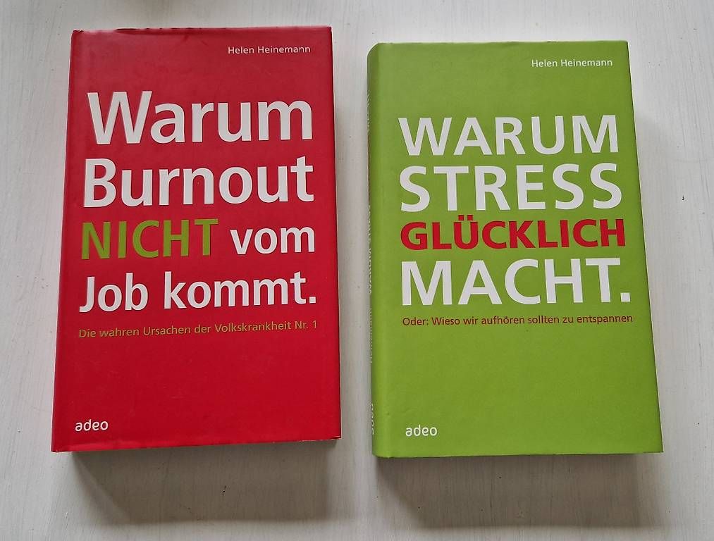 Libri: 2 Bücher – Nuovo (secondo la descrizione) da Spiez venduto da sundras