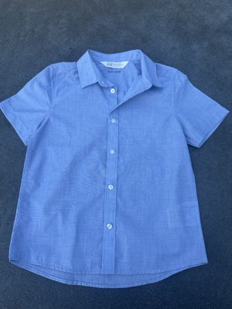 Hemd kurzarm H&M Grösse 122 blau Baby Esentil