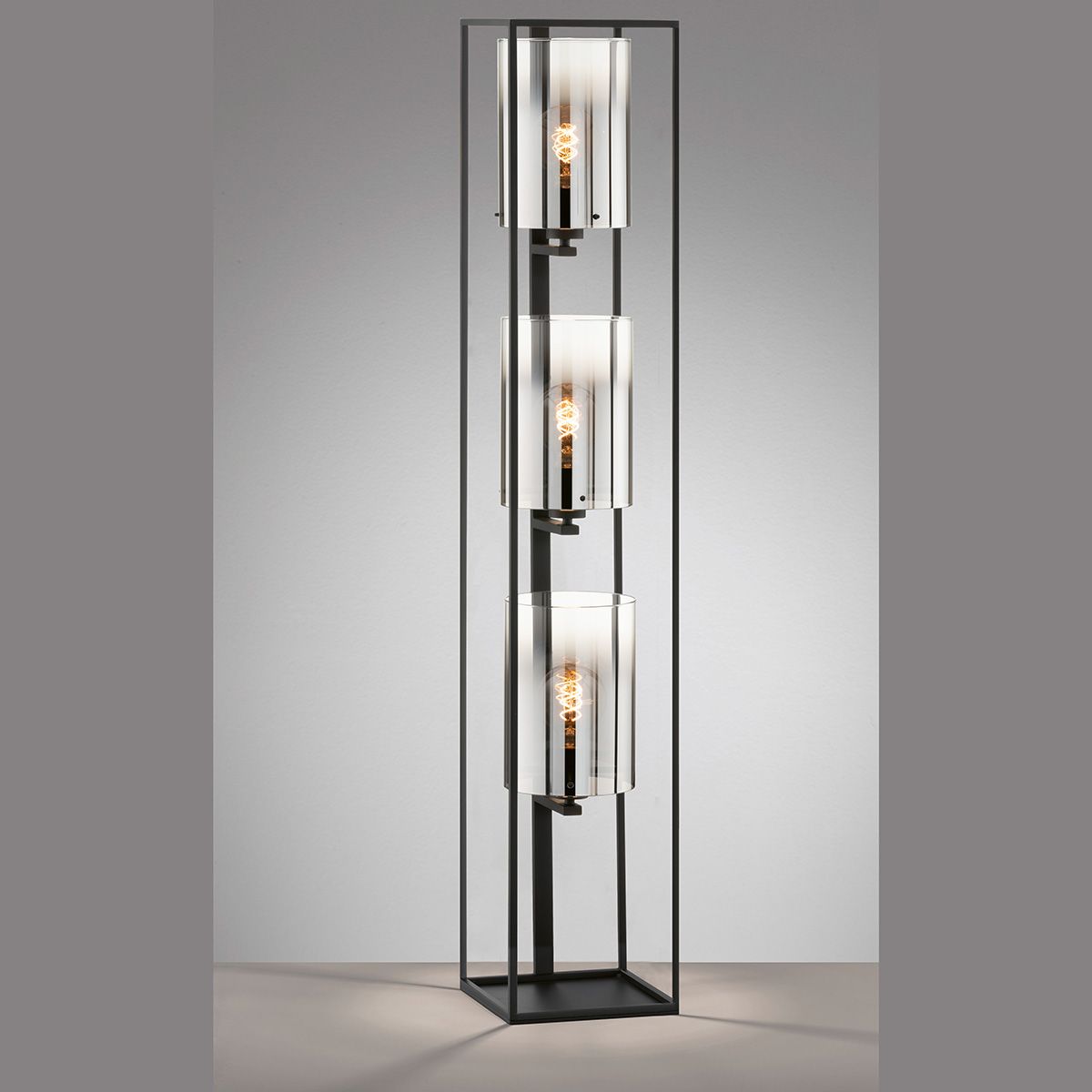 Lampade: Stehleuchte, 130 cm Höhe, 3 Strahler – Nuovo (secondo la descrizione) da Kreuzlingen venduto da Smart-Light