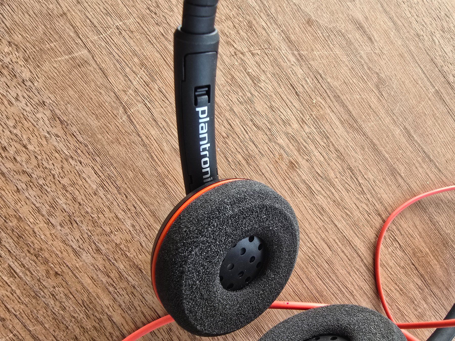 Plantronics Cuffie: Neuwertiges Plantronics Blackwire C3220 Headset USB! – Usato da Breitenbach venduto da gnieserli 3