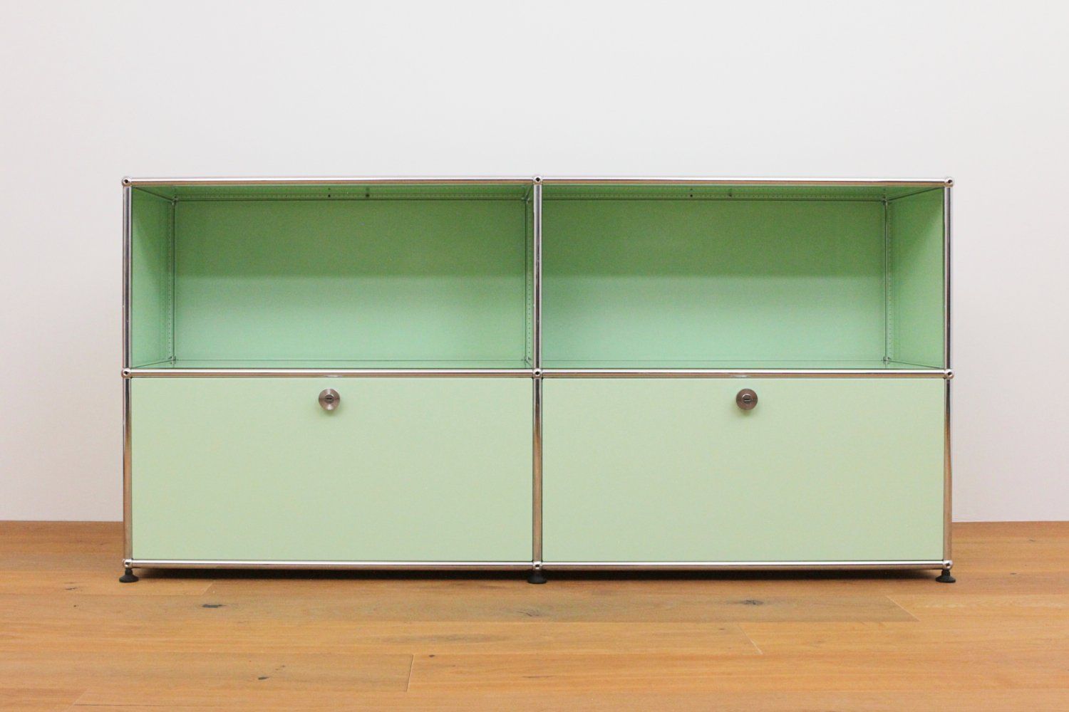 USM Cassettiere: USM Haller Sideboard // UPCYCLED // NEUE FARBEN – Nuovo (secondo la descrizione) da Affoltern am Albis venduto da StudioStandard