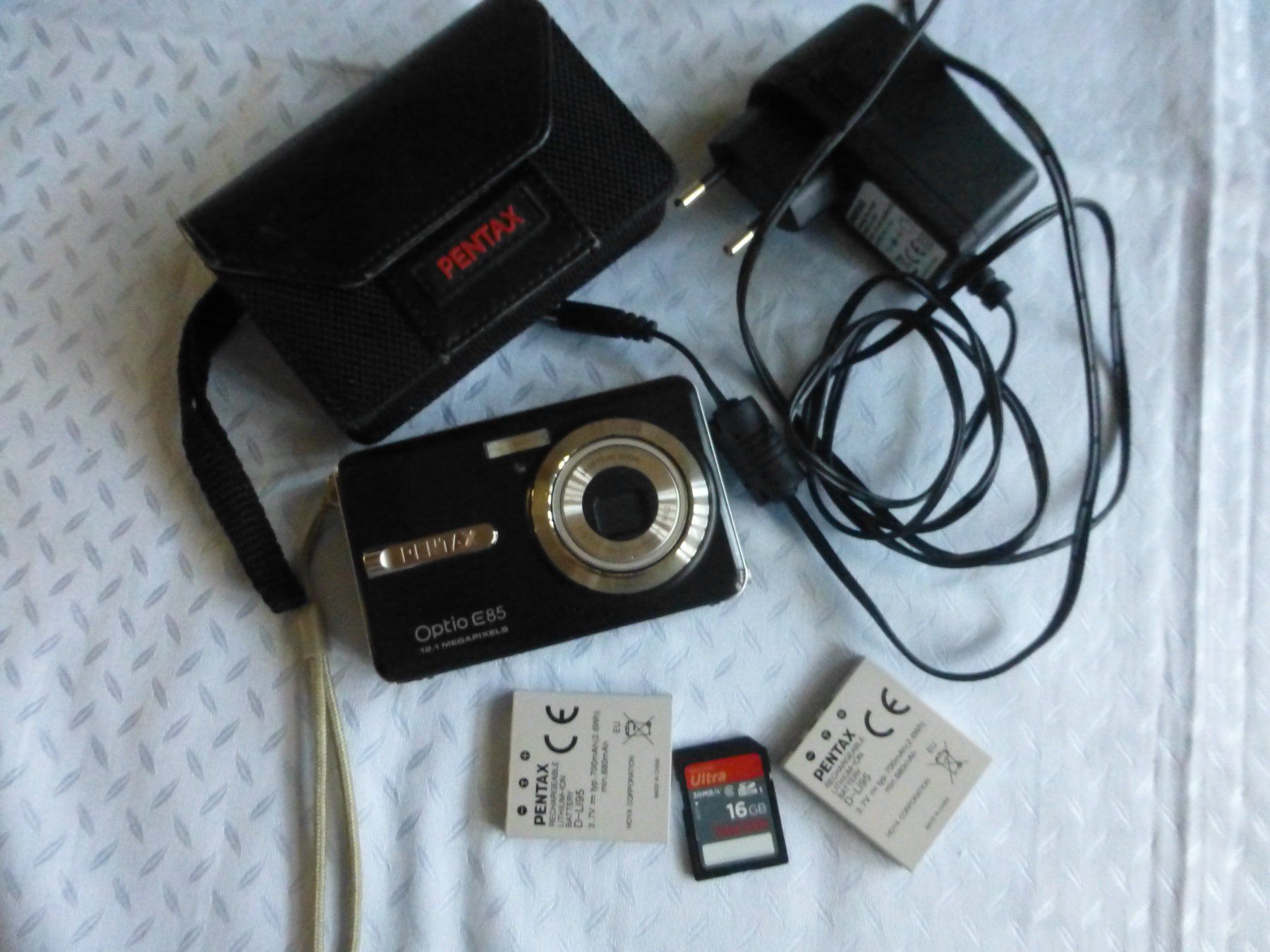 Olympus Fotocamera: zwei Kameras von Pentax & Olympus – Usato da Würenlingen venduto da drago56 3