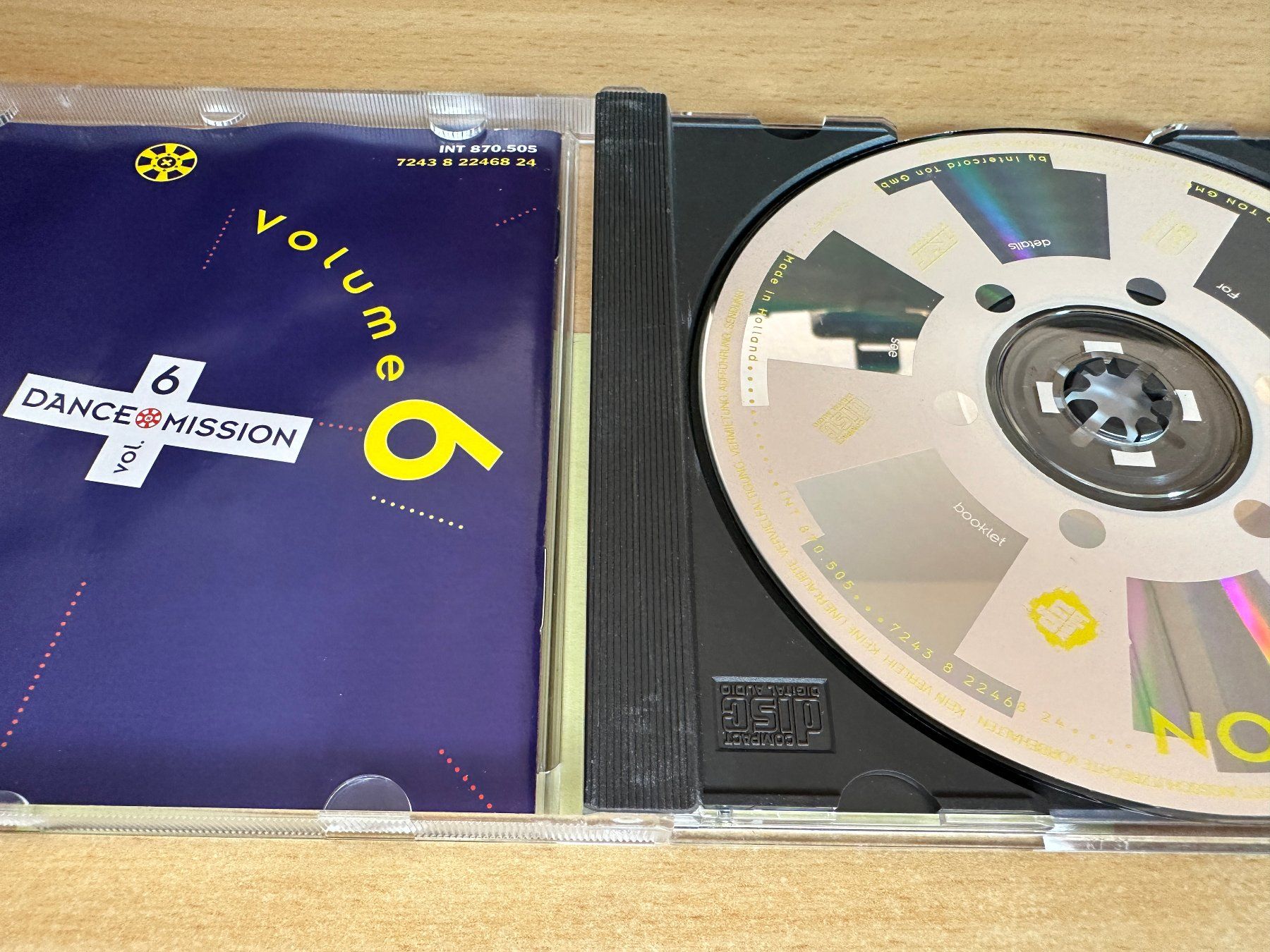 CD: Various – Dance Mission Volume 6 – Usato da Rikon im Tösstal venduto da Alpenmutz 2