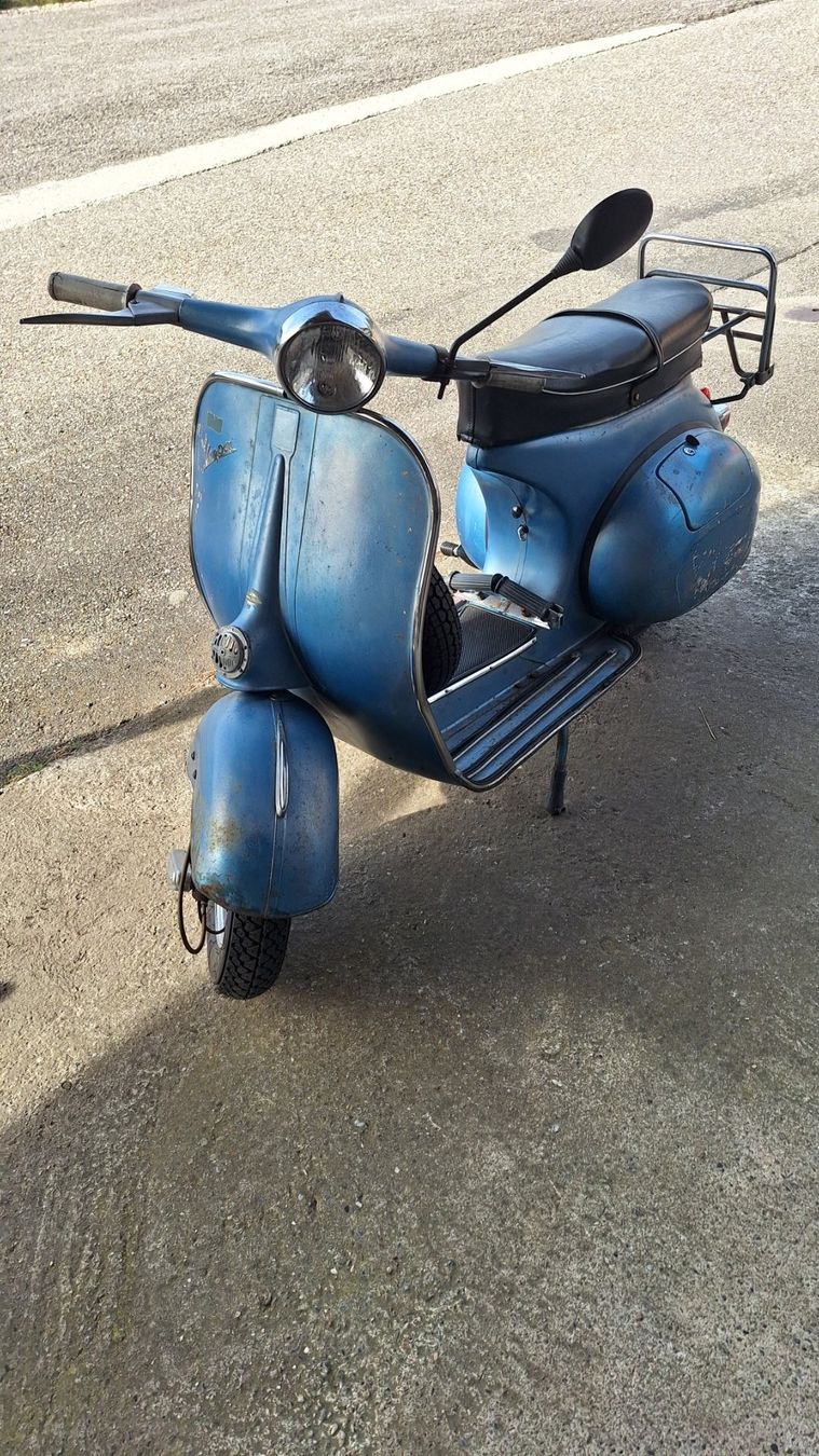 Vespa Scooter: Vespa VNT 1 – Usato da Burgdorf venduto da Max681