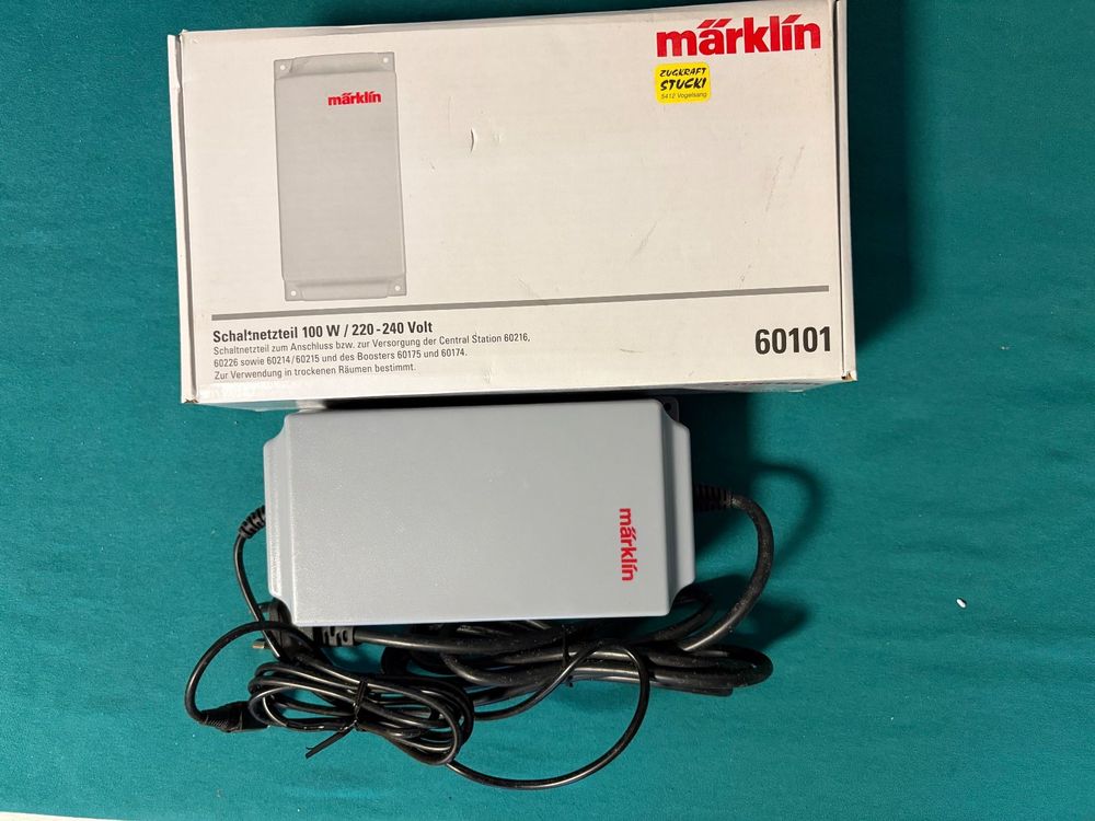 Märklin 60041 Bloc D’Alimentation à Découpage 60W – Pour Central Station Et Booster, 19V/15V Commutable