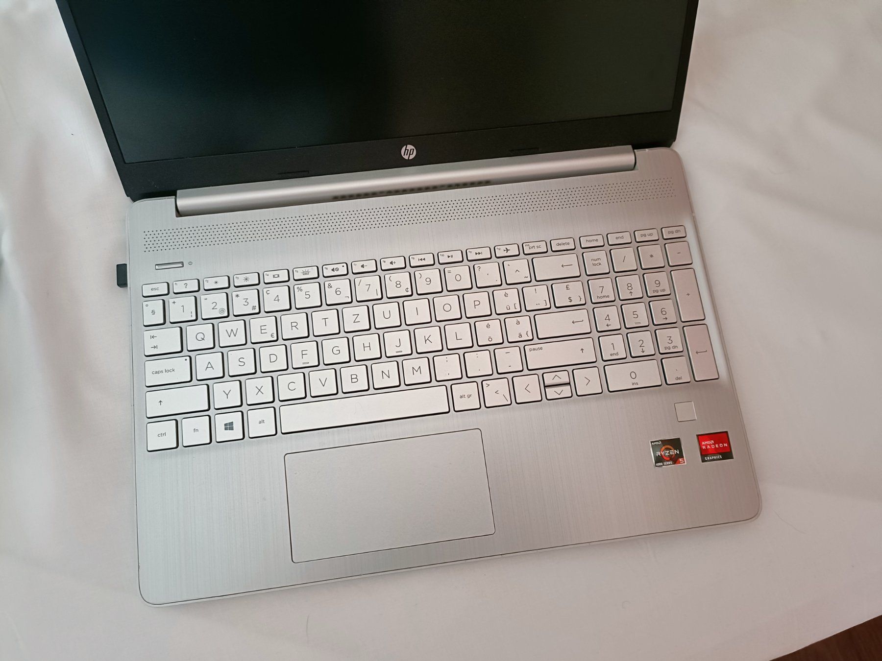 Hewlett Packard Notebooks: HP Notebook 15S-EQ1693NZ – Neu (gemäss Beschreibung) aus Veyrier von