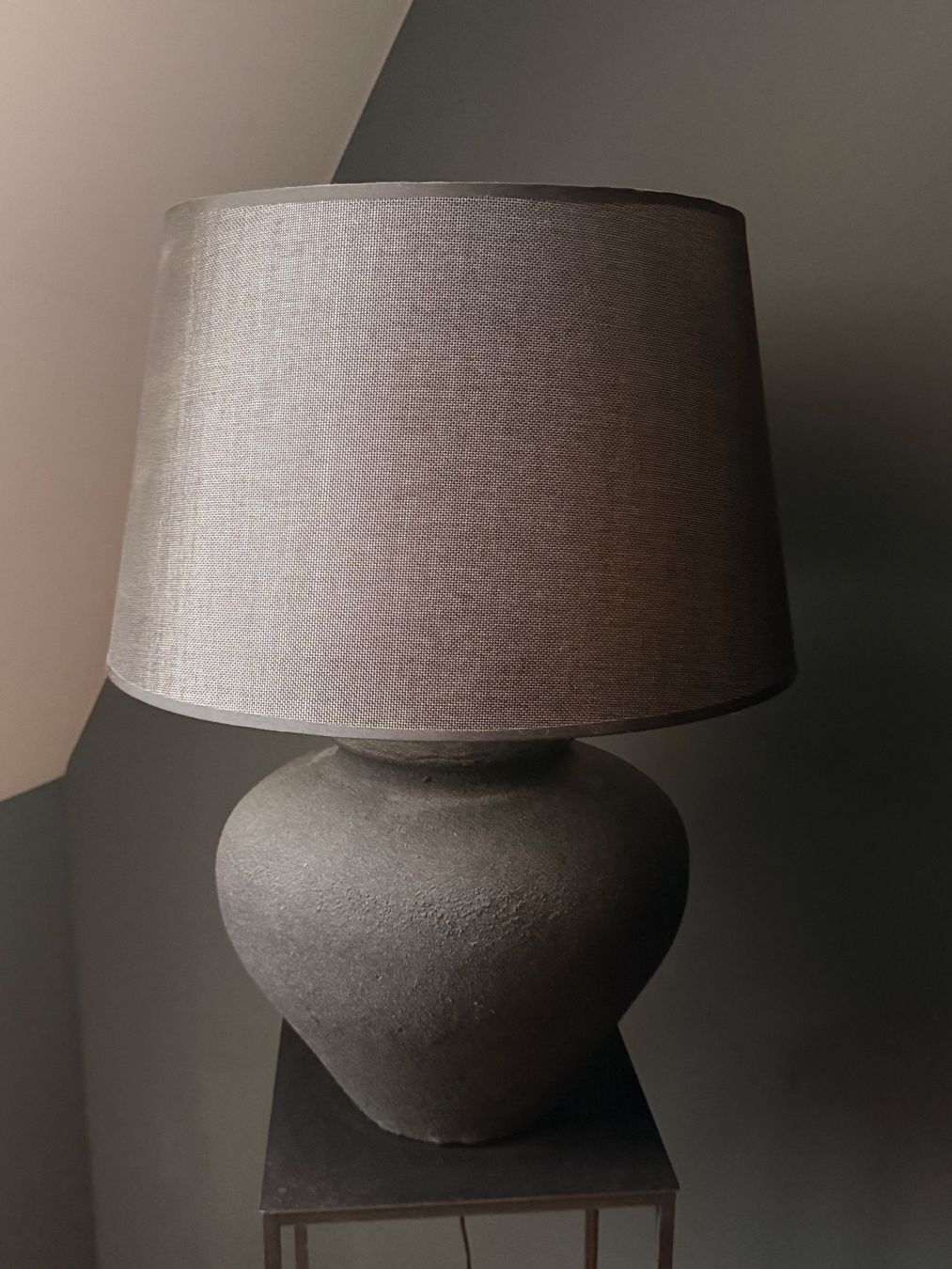 Loberon Lampade: Tischlampe Loberon schwarz – Usato da Pfungen venduto da Panino7 1