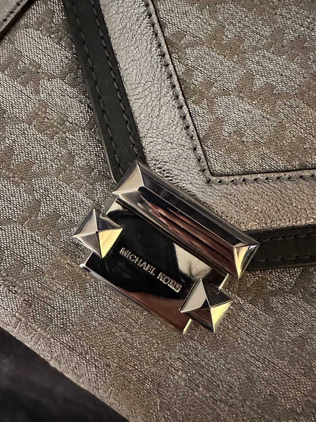 Michael Kors Borse: Handtasche Michael Kors – Usato da Bern venduto da Djunamariamil 2