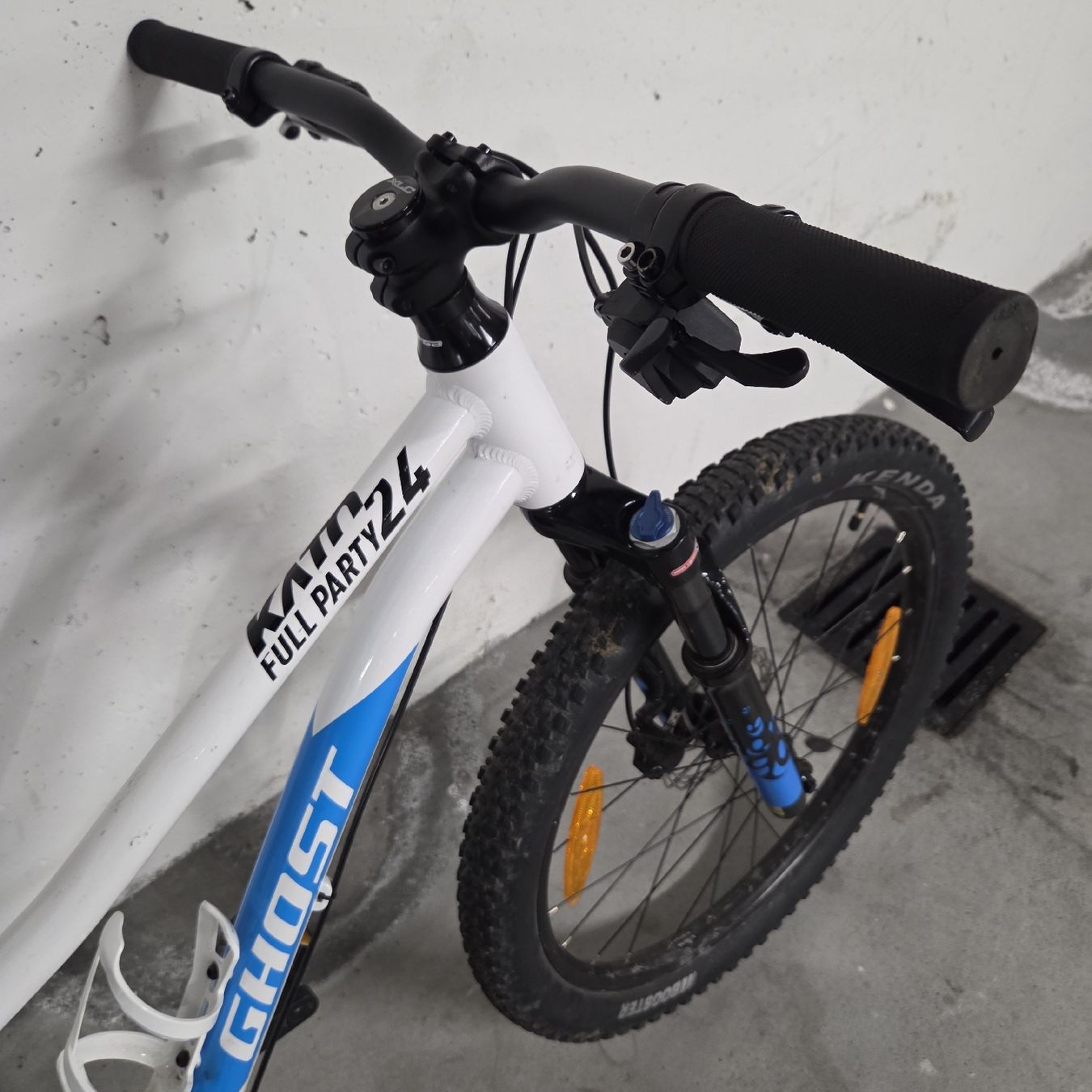 Ghost Biciclette: Kindervelo Ghost Kato 24 Full Party – Usato da Rotkreuz venduto da Brand_new_user 2