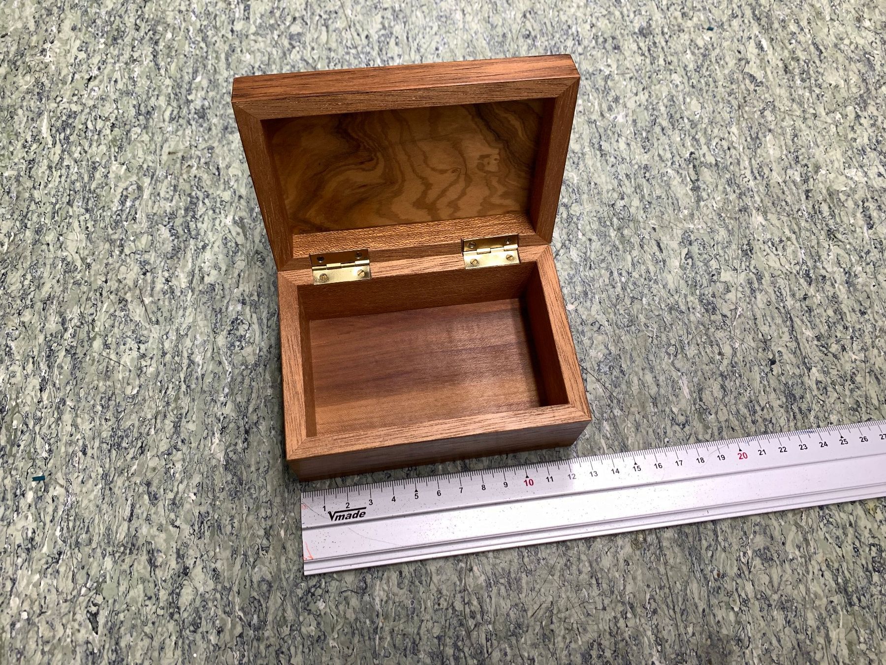 Coffrets à bijoux: Holzschatulle mit Vogelmotiv, Schmuckkästchen – D'occasion à Rickenbach SZ par Frickler 3