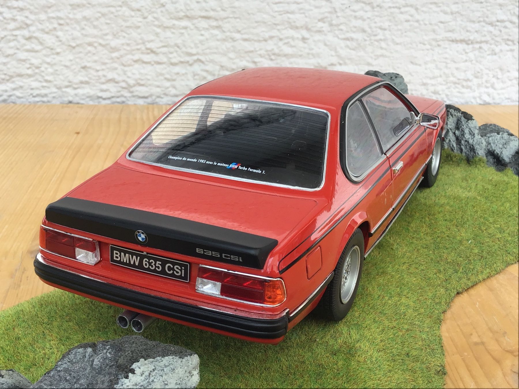 BMW Modellini d'auto: Modellauto BMW 635 CSi rot 1:18 – Usato da Männedorf venduto da Modelle-aller-Art 1