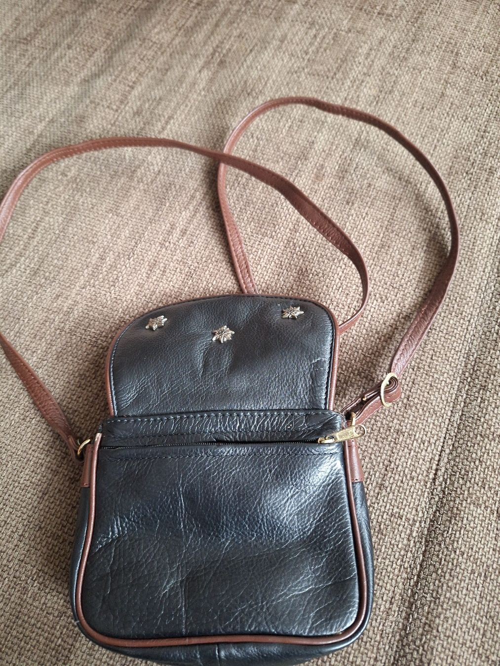 Borse da donna: Handytasche mit Edelweiss-Motiv – Usato da Bassersdorf venduto da Makeje58 1