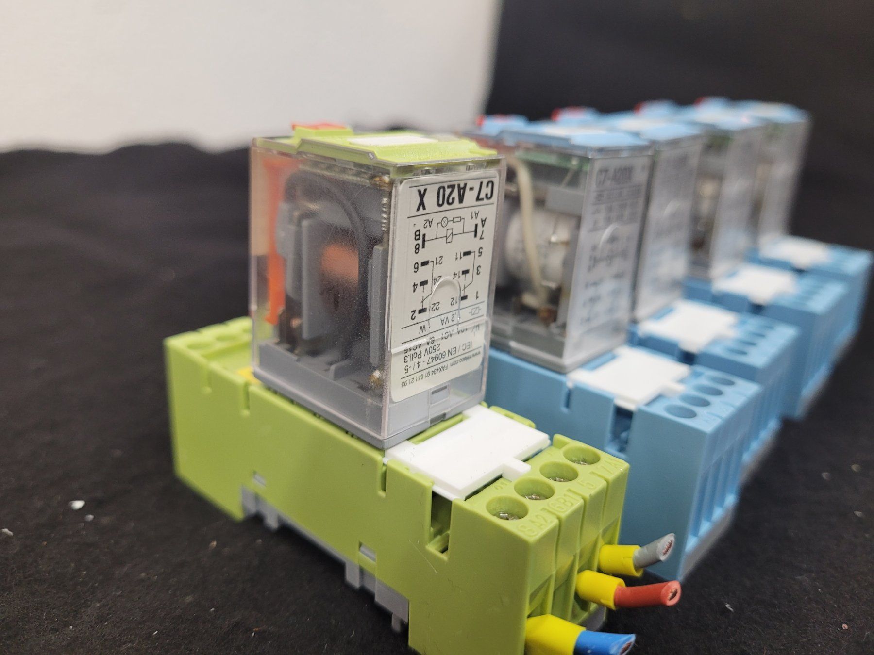 Elektronikbauteile: 5 Stück - Comat C7 - A20X - AC230V – Gebraucht aus Vitznau von Vitznau84 3