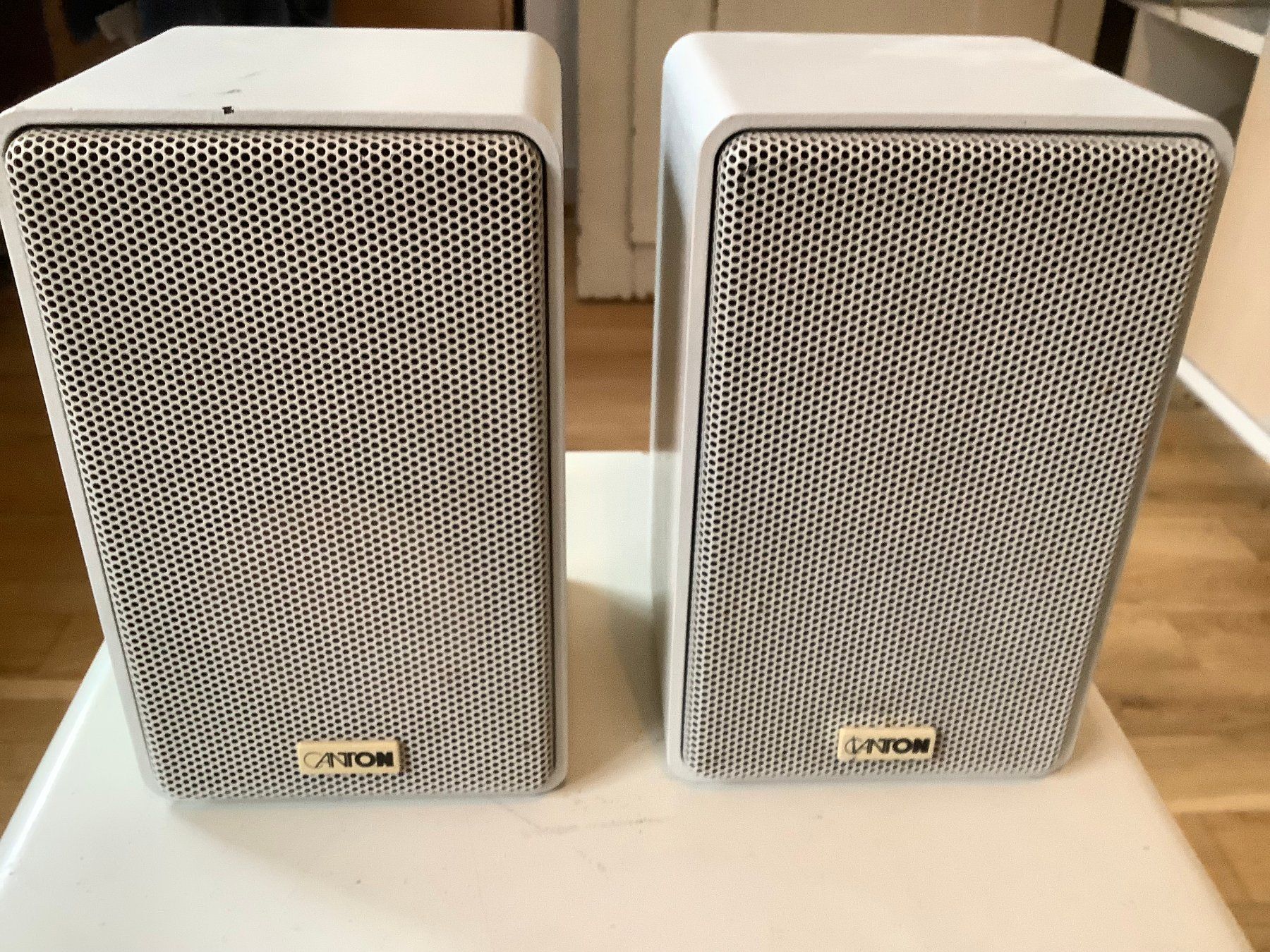 Canton Casse acustiche: Canton Subwoofer Plus C & GL210 Satelliten – Usato da Zürich venduto da Alcesa 1
