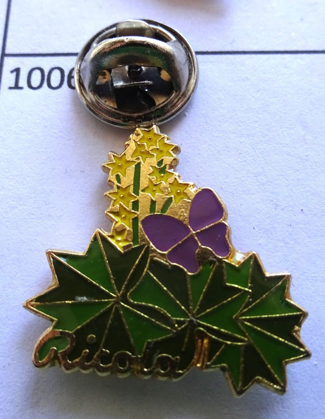 Placchette & Badge: Pin RICOLA Schmetterling blau – Usato da Utzenstorf venduto da BUtter81