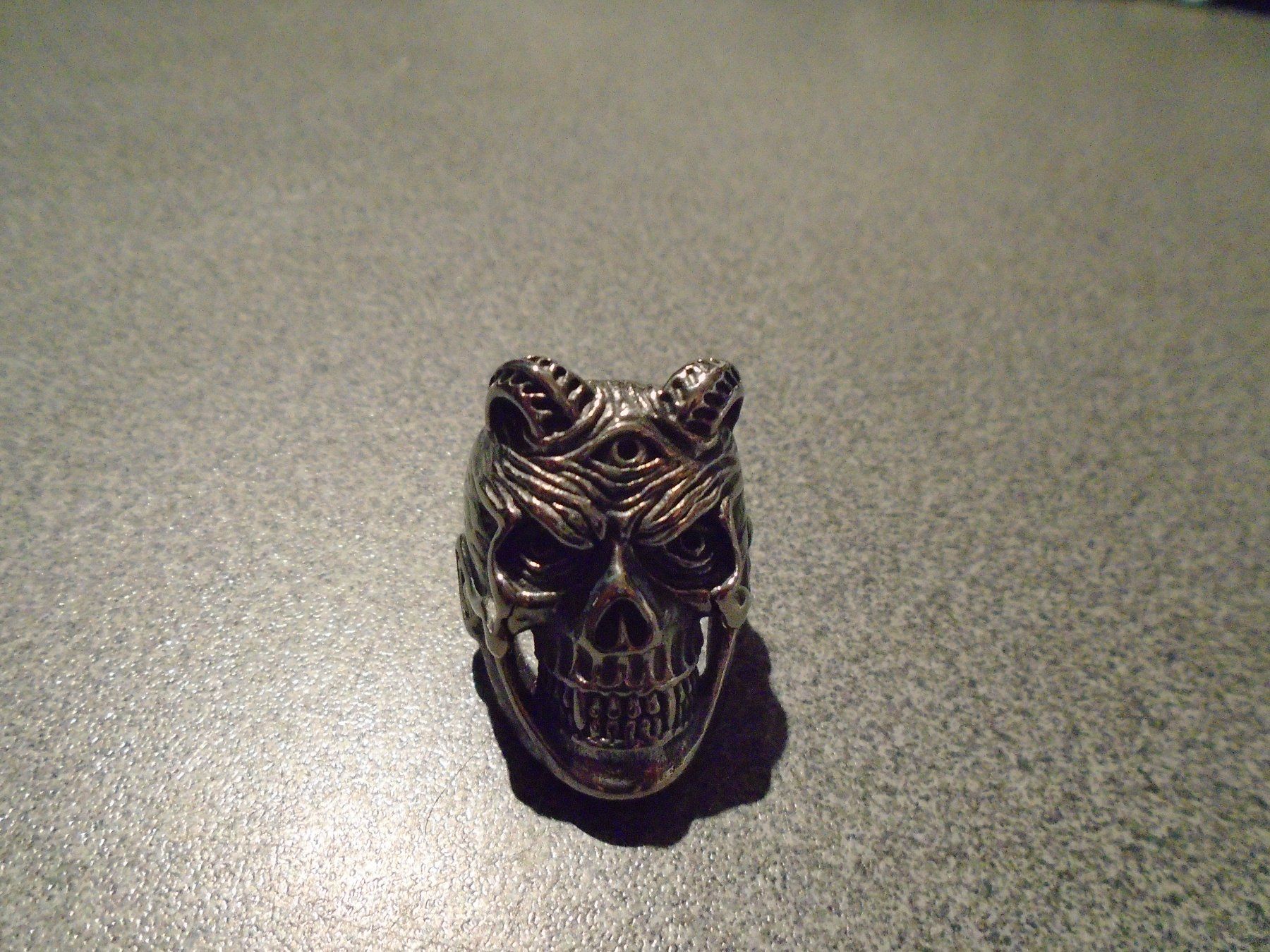 Anelli: Ring Size 13, Werwolf, silberfarbig – Usato da Zürich venduto da abraxas1291 1