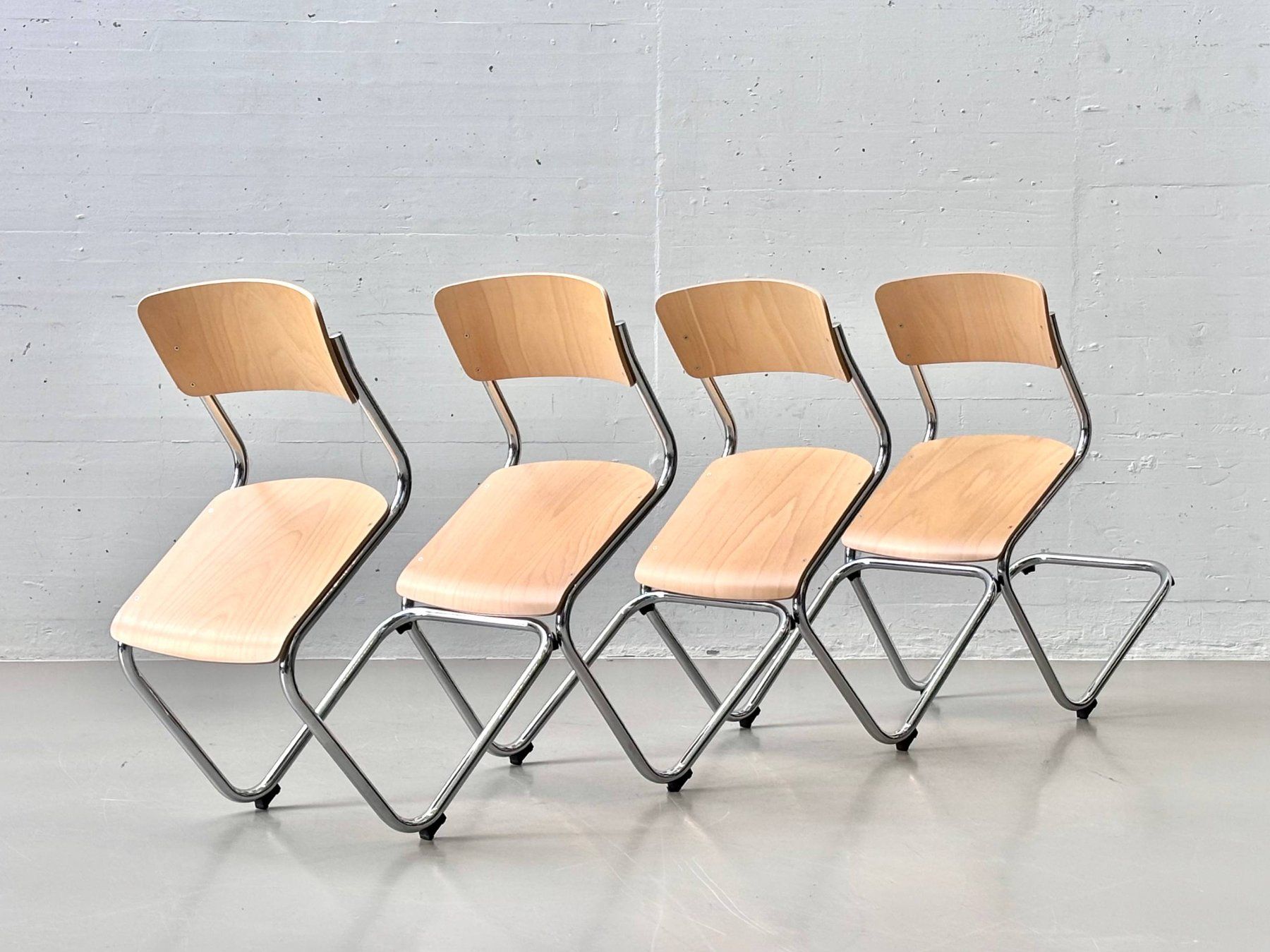 Thonet Sedie: Thonet S43 Freischwinger von Mart Stam – Usato da Zürich venduto da LeMoege 5