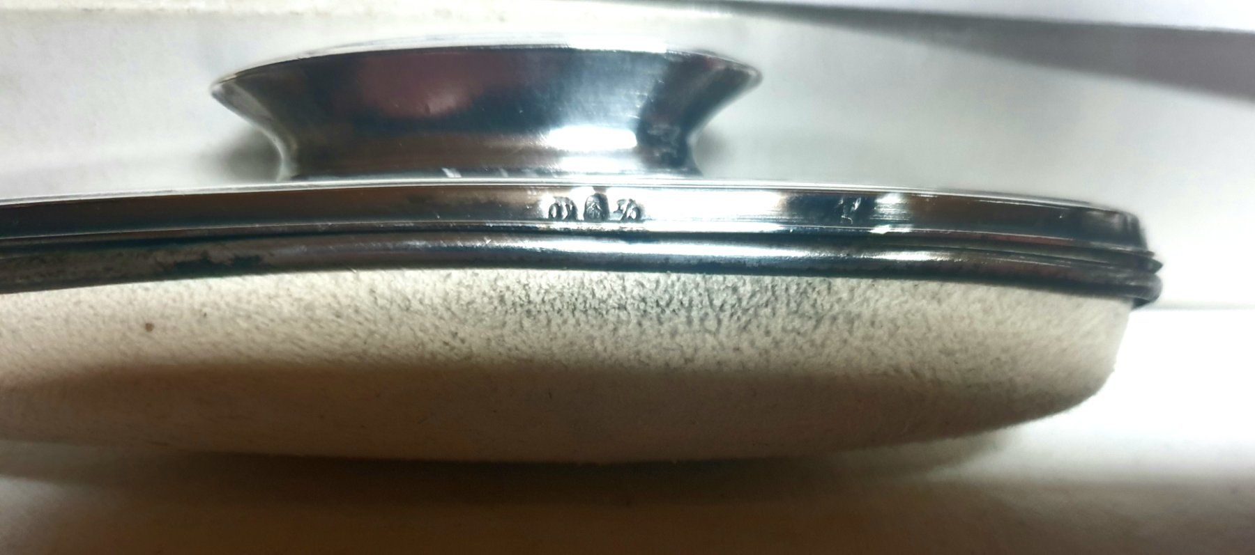 Unghie finte: WMF Silber versilbertes antikes Maniküreset in Schatulle – Usato da Tüscherz-Alfermée venduto da Newpad 8