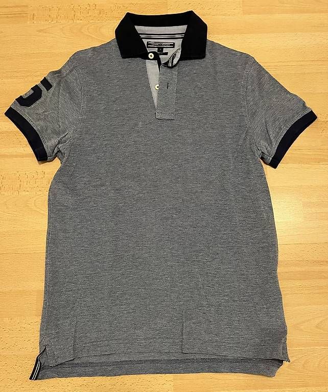 Tommy Hilfiger Magliette Polo: Tommy Hilfiger – Nuovo (secondo la descrizione) da Wallisellen venduto da dpn_zlh9