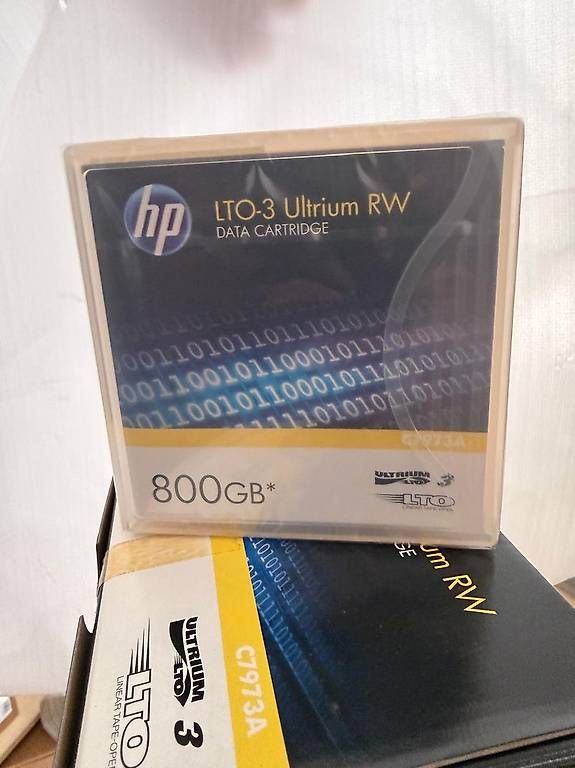 Dischi rigidi: HP Tape LTO Ultrium 3 - 800GB – Nuovo e nell'imballaggio originale da Mauren venduto da heli010