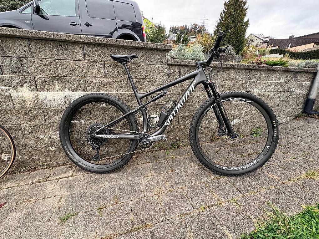 Specialized Biciclette: Specialized Epic Expert 2023 L – Usato da Schmerikon venduto da fed_nb9l 2