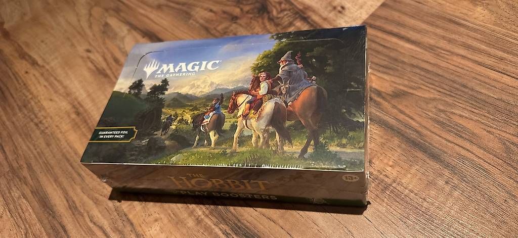 Magic The Gathering Cartes à collectionner: Magic The Garhering - Play Boosters - Hobbit – D'occasion à Aarau Rohr par Treasure-Trove