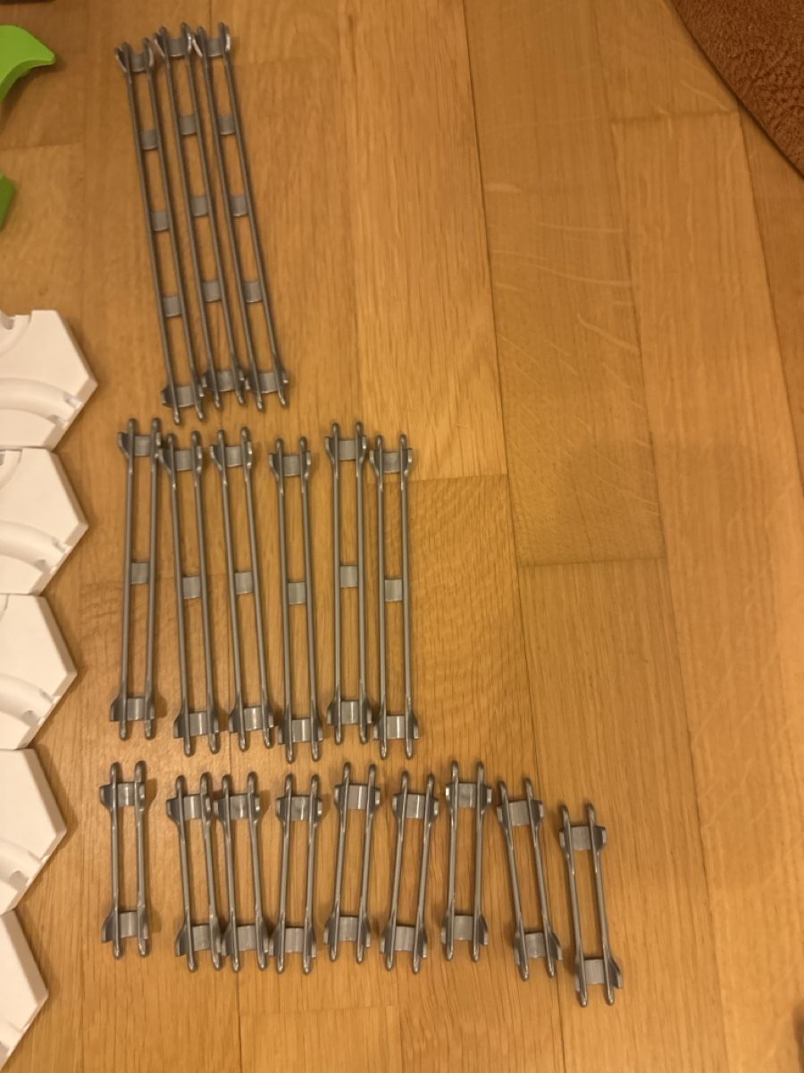 Ravensburger Spielzeuge: Gravi Trax Starter Set + extra Bausteine  – Gebraucht aus Zuzwil SG von DanielaB46 2