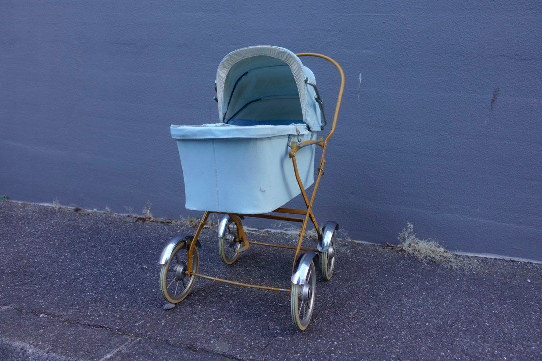 Voitures de poupées: Antiker Puppenwagen – D'occasion à Chur par JennyAlexander 3