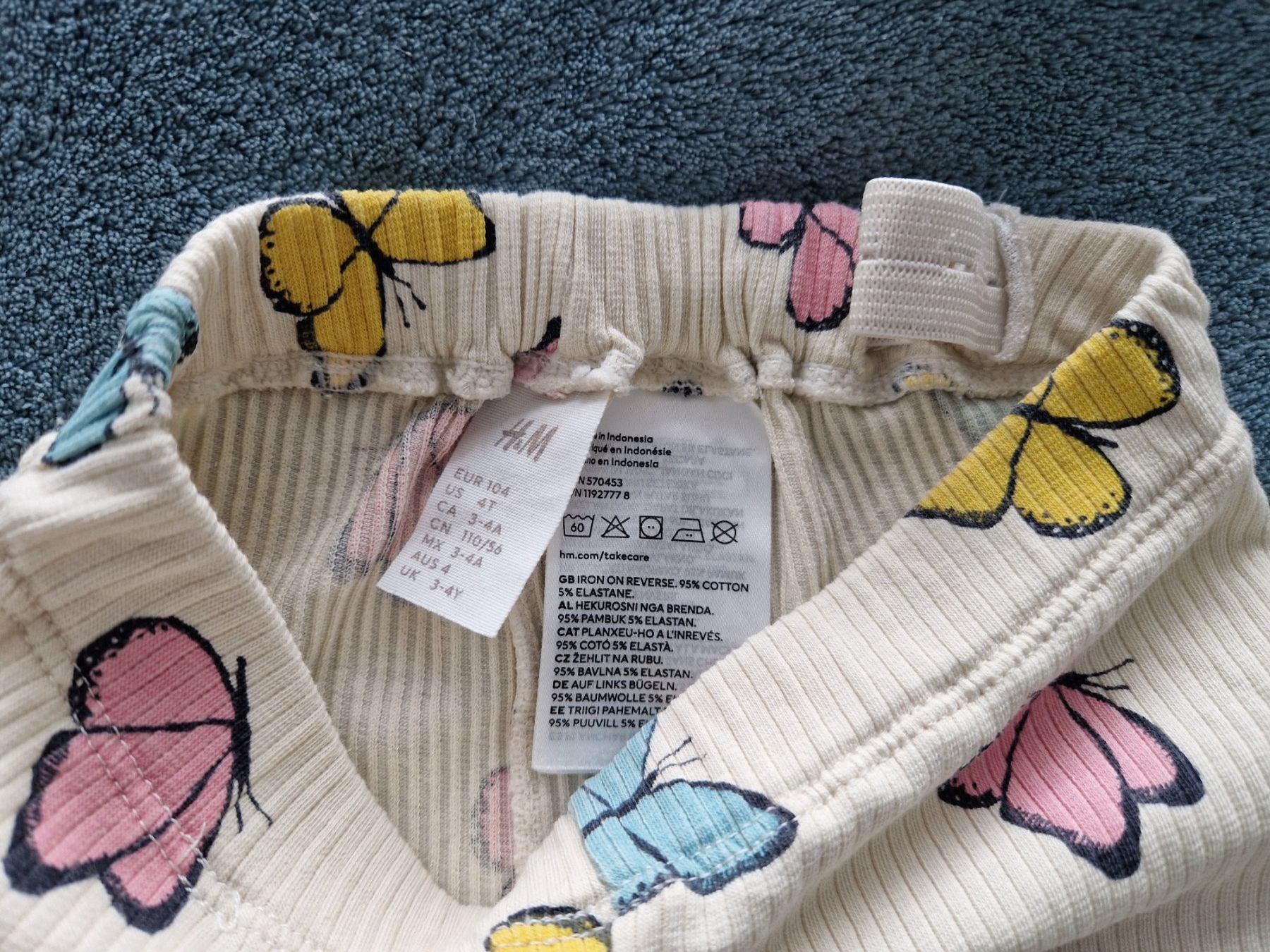 H&M Hosen: Leggings grösse 104 Schmetterling – Gebraucht aus Heimberg von Eleanor20 1