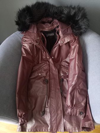 Zara Winterjacke & Regenjacke, bordeaux, Gr. XS, S