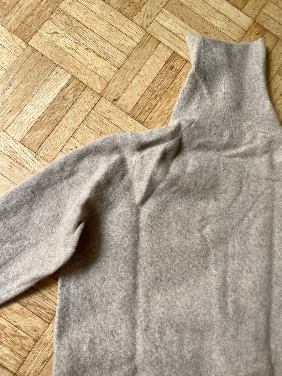 Benetton Maglioni & Felpe: Benetton Rollkragenpullover Beige Grösse XS – Usato da Zürich venduto da Carlajimena 1