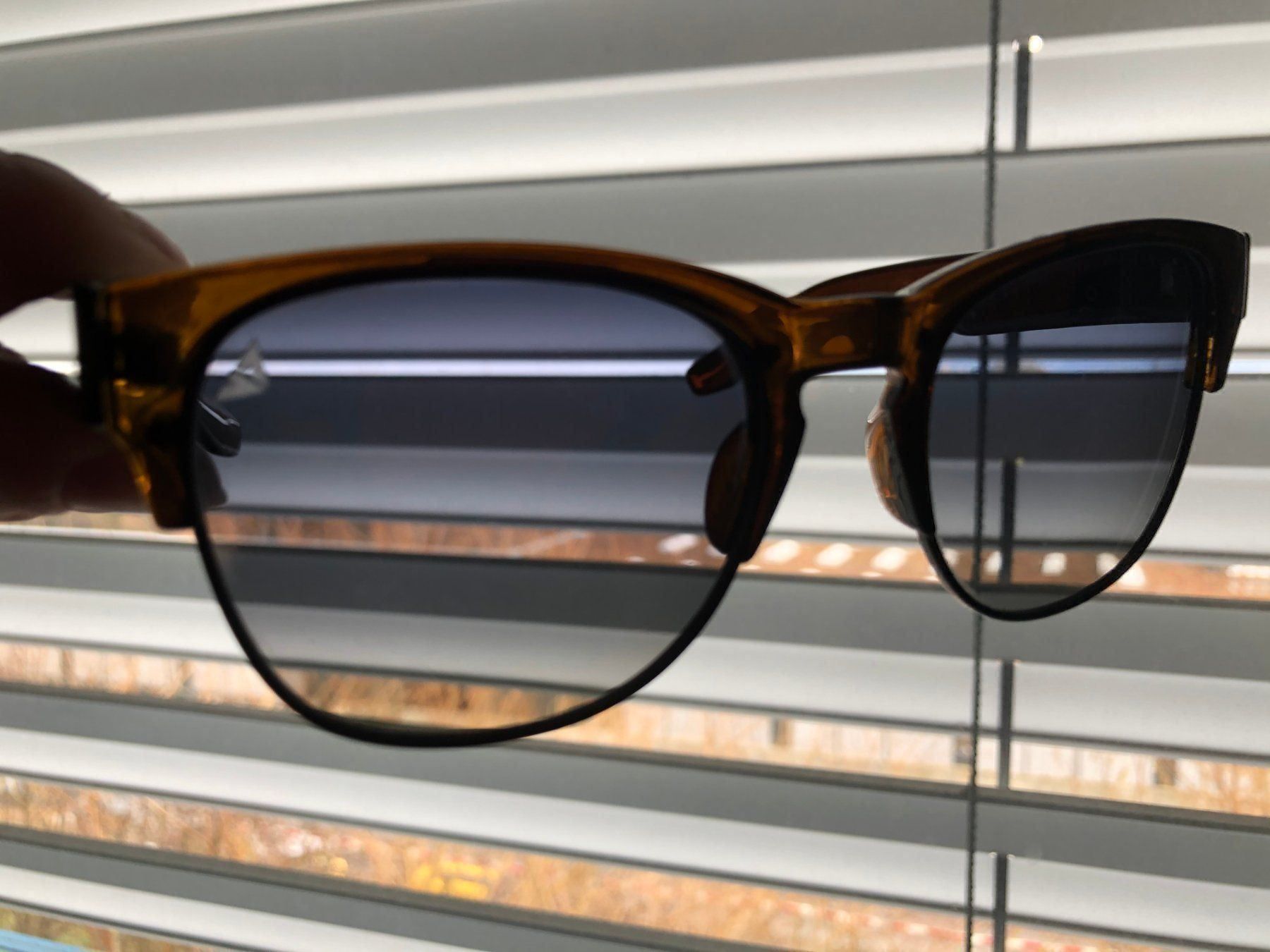 Brillen & Gläser: Sonnenbrille Vincent Chace Polarized – Gebraucht aus Flawil von savoypremium 2