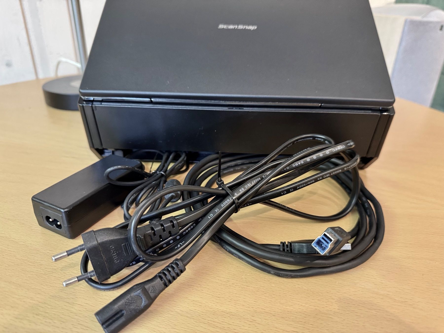 Fujitsu Scanneurs: Scanner ScanSnap iX1500 – D'occasion à Bünzen par man0lit0