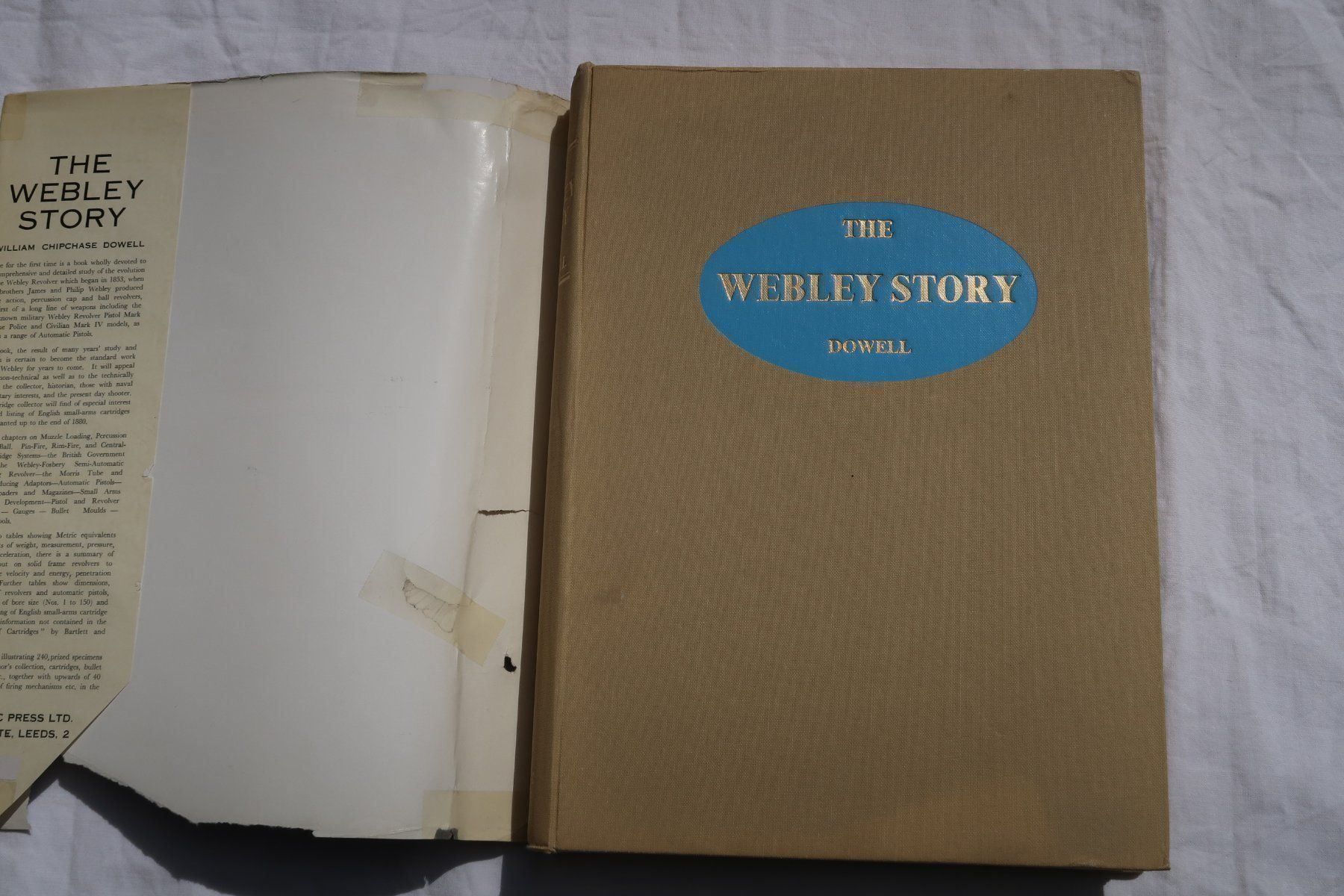 Livres: Buch: The Webley Story / Dowell – D'occasion à Muttenz par Laeckerlihamschter 1